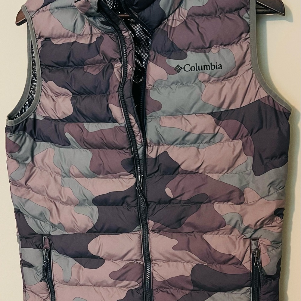Columbia Camouflage Puffer Vest